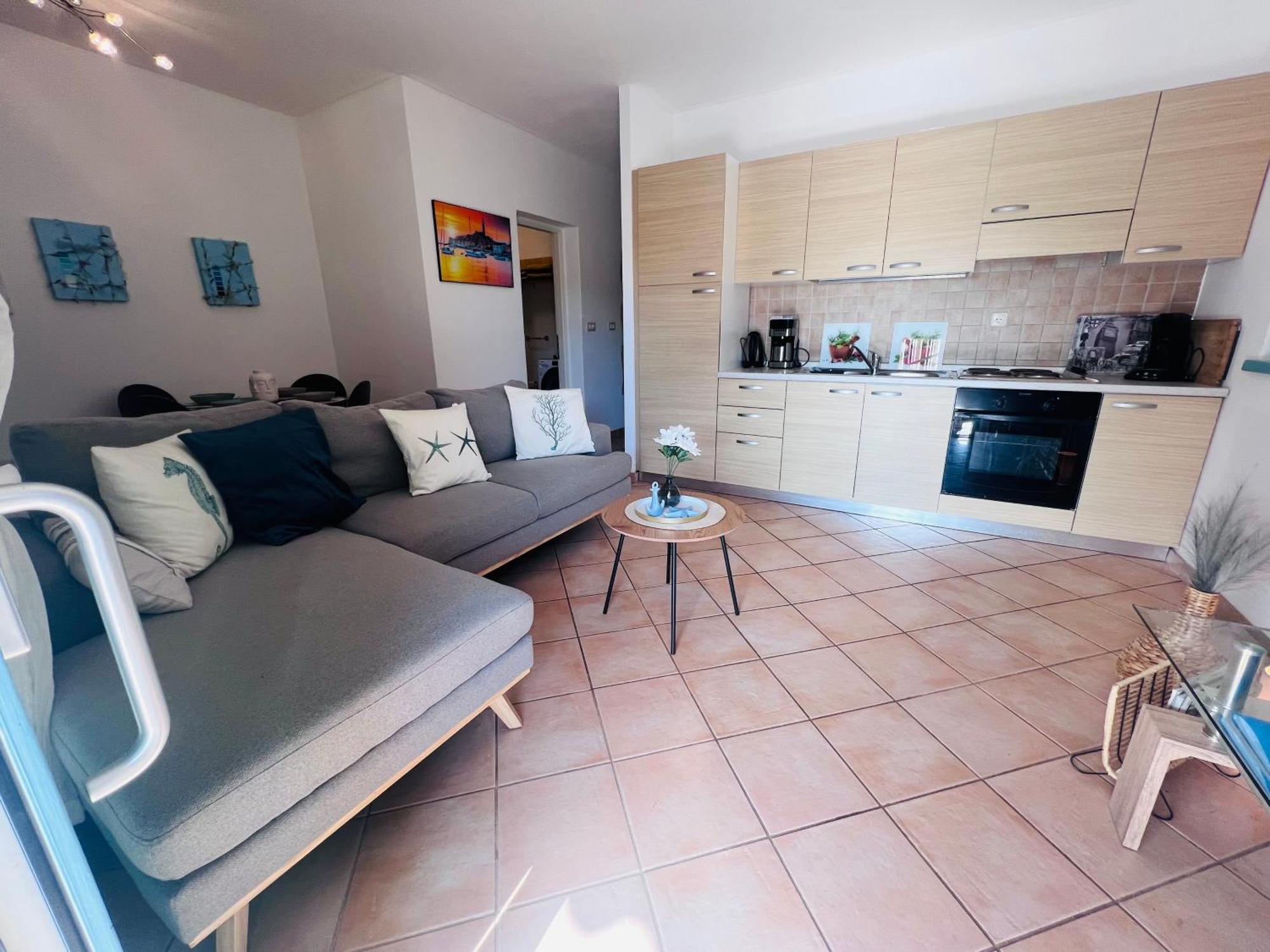 Apartment Aleks Tar-Vabriga Exteriör bild